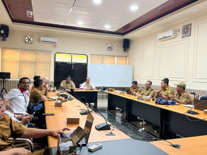 
 Pemkab Sumbawa dan KONI Duduk Bersama Bahas Fasilitas Olahraga