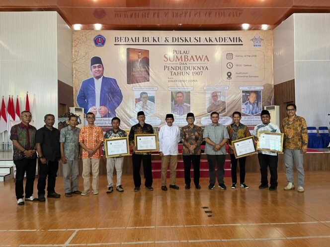 
 Gali Sejarah Identitas Samawa, UNSA Bedah Buku “Pulau Sumbawa dan Penduduknya Tahun 1907”