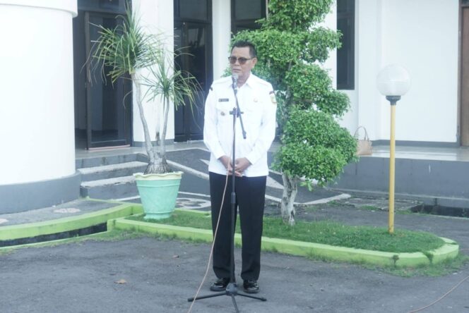 
 Bupati Minta Masyarakat Sumbawa Jaga Hutan dan Lestarikan Bahasa Daerah