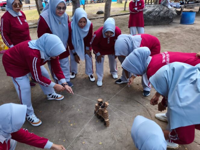 
 Bangun Kekompakan dan Semangat Baru, TP PKK Sumbawa Laksanakan Outbound