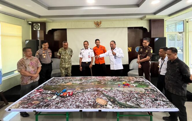 
 Gelar Simulasi Table Top, Bandara Sumbawa Perkuat Koordinasi Keselamatan Penerbangan