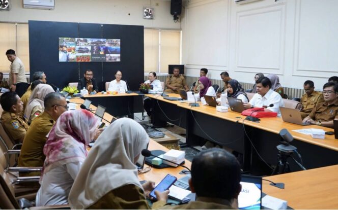
 Turunkan Kantong Kemiskinan di Sumbawa,  Wabup Tekankan Validitas Data