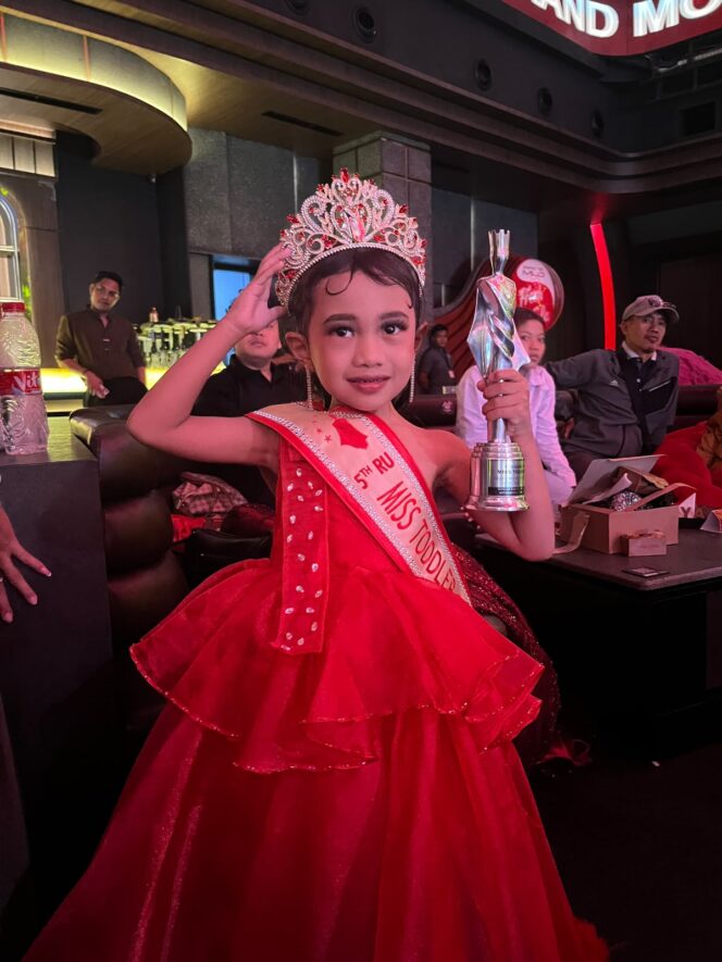 
 Ahza Raih Runner Up 5 Grand Model Indonesia 2026